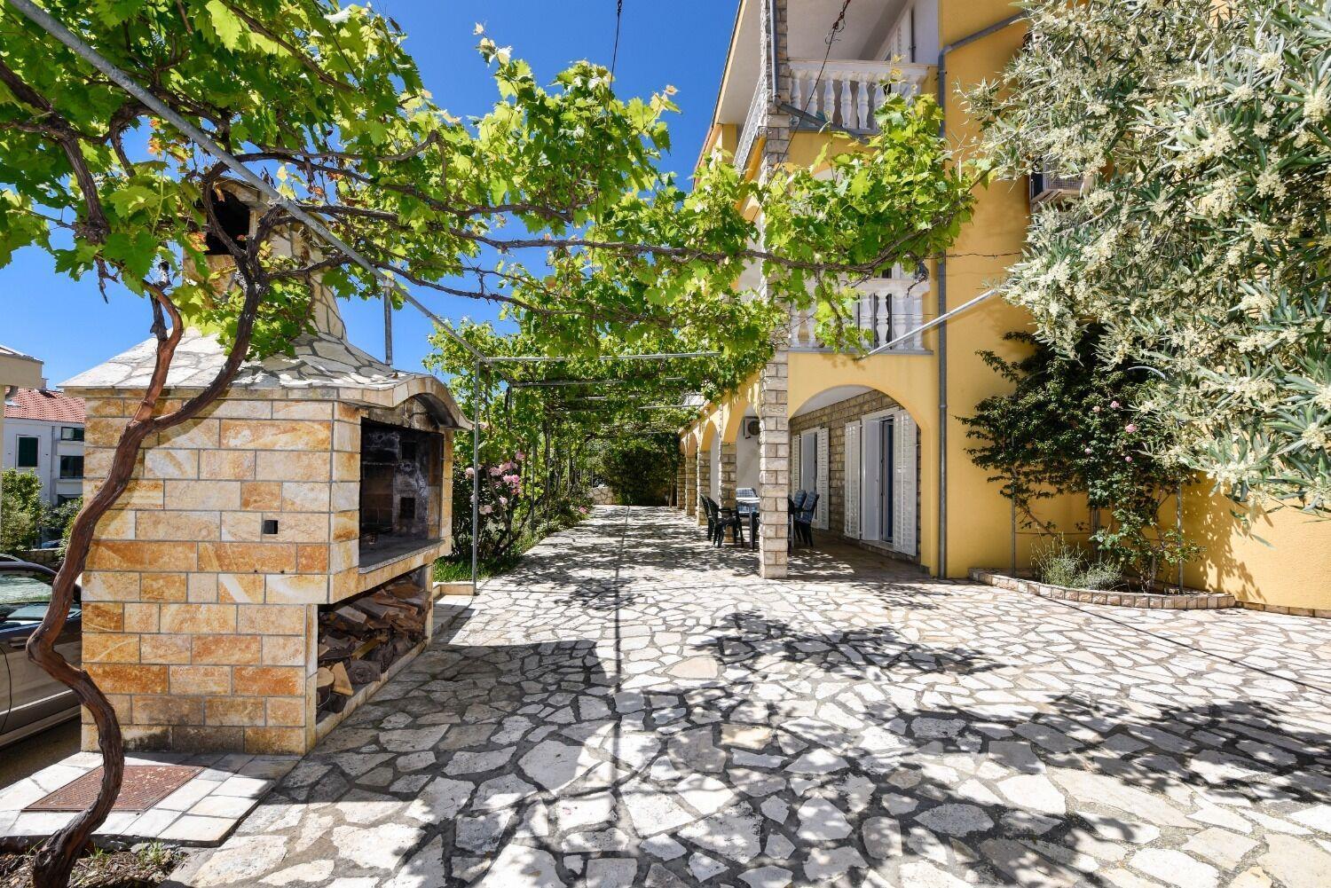 Apartments Mark - 200 M From Sea Novalja Kültér fotó